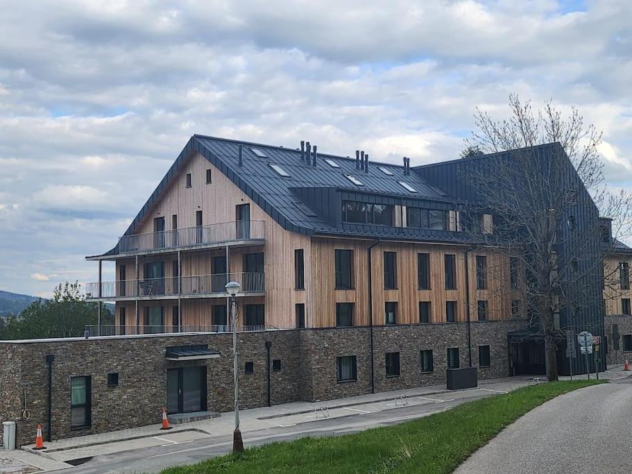 Krasny Apartman Refrino Janské Lázně Eksteriør bilde